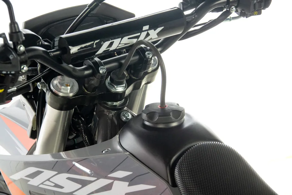 ASIX XB-72 A1 detail 25