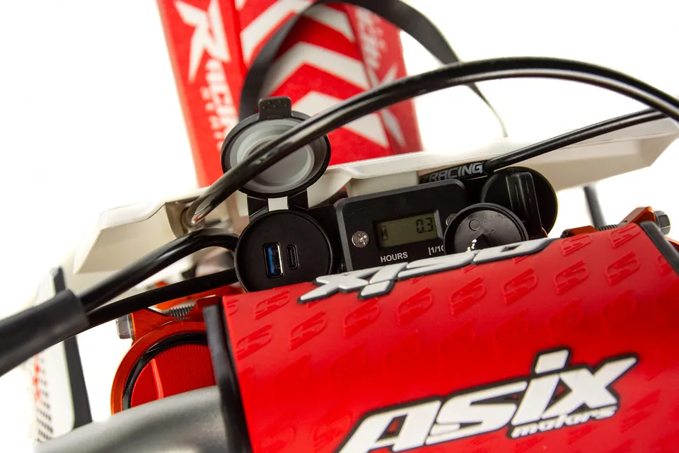 ASIX XR-99 300RS 2T detail 28